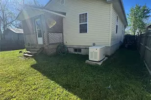 1033 Franklin St, Poplar Bluff, MO 63901 - Photo 3