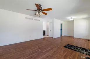 210 Vistaoak Ct, Ballwin, MO 63021 - Photo 17