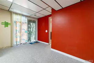 210 Vistaoak Ct, Ballwin, MO 63021 - Photo 41