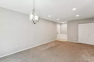 1718 Herault Pl, Saint Louis, MO 63125 - Photo 7