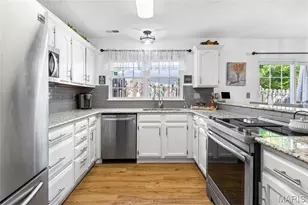 13311 Chapel Mill Dr, Saint Louis, MO 63141 - Photo 9