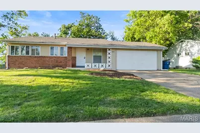 2015 Avon Drive, Florissant, MO 63033 - Photo 1