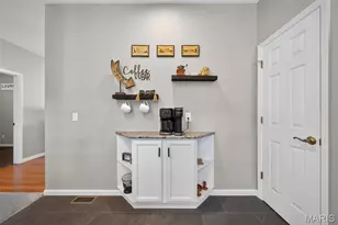 305 Newport Dr, Saint Peters, MO 63376 - Photo 17