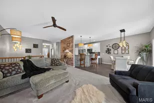 305 Newport Dr, Saint Peters, MO 63376 - Photo 5