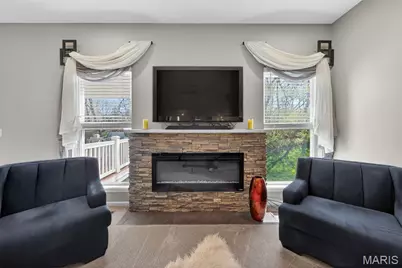 305 Newport Drive, Saint Peters, MO 63376 - Photo 7