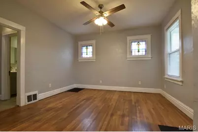 6650 Odell Street, Saint Louis, MO 63139 - Photo 5