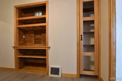 6650 Odell Street, Saint Louis, MO 63139 - Photo 13