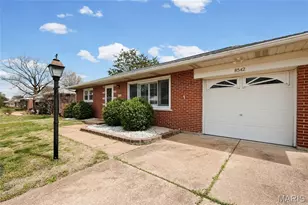 8542 Craighill Dr, Saint Louis, MO 63123 - Photo 29