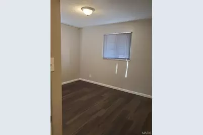 220 Roderick Drive, Saint Louis, MO 63137 - Photo 7