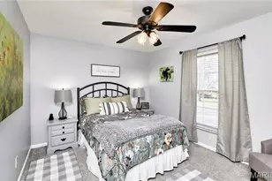 4392 Chateau De Ville Dr, Unincorporated, MO 63129 - Photo 33