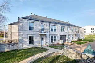 4392 Chateau De Ville Dr, Unincorporated, MO 63129 - Photo 1