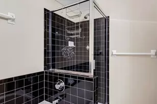 5196 Hollow Wood Ct, Saint Louis, MO 63128 - Photo 23