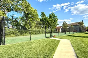 320 Countryshire Dr, Lake Saint Louis, MO 63367 - Photo 27