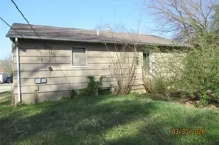 9738 Scottdale Dr, Unincorporated, MO 63136 - Photo 5