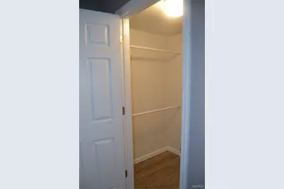 1937 Greenpoint Drive #203, Kirkwood, MO 63122 - Photo 9