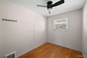 7305 Coronado Ave, Saint Louis, MO 63116 - Photo 19