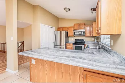 1607 Enwood Drive, Saint Peters, MO 63376 - Photo 7