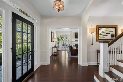 430 W Lockwood Avenue, Saint Louis, MO 63119 - Photo 9