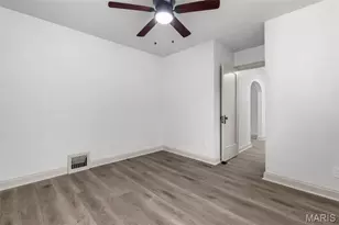 2483 Hartland Ave, Saint Louis, MO 63114 - Photo 21