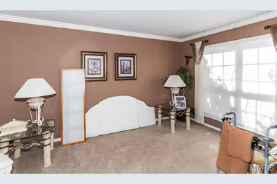 5425 Tesson Parc Court, Saint Louis, MO 63128 - Photo 15