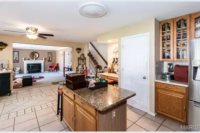 5425 Tesson Parc Court, Saint Louis, MO 63128 - Photo 7
