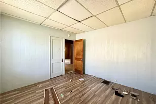 5819 Helen Ave, Jennings, MO 63136 - Photo 15