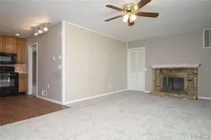 4961 Brookton Way, Saint Louis, MO 63128 - Photo 5