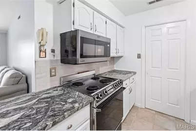 11212 Gravois Road #202, Sappington, MO 63126 - Photo 11