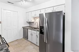11212 Gravois Rd, Sappington, MO 63126 - Photo 15