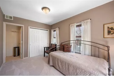 517 Jeffords Street, Saint Louis, MO 63125 - Photo 19