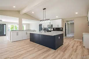 13123 Dartagnan Ct, Creve Coeur, MO 63141 - Photo 7