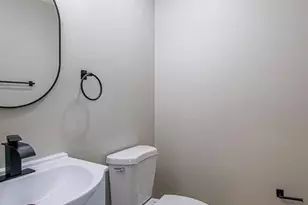 13123 Dartagnan Ct, Creve Coeur, MO 63141 - Photo 13