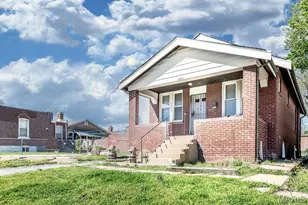 4273 Oleatha Ave, Saint Louis, MO 63116 - Photo 3