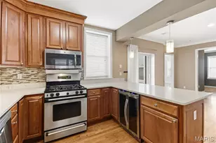 6247 Rosebury Ave, Saint Louis, MO 63105 - Photo 15