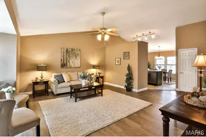 853 Crescent Ridge, Valley Park, MO 63088 - Photo 5