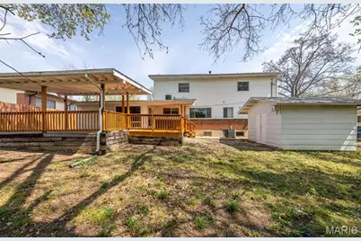 1665 Horseshoe Drive, Florissant, MO 63033 - Photo 19