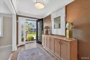 14318 Valley Meadow Ct E, Chesterfield, MO 63017 - Photo 5