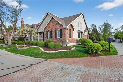 14318 Valley Meadow Court E, Chesterfield, MO 63017 - Photo 3