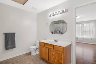 763 Eagles View Ln, Saint Clair, MO 63077 - Photo 35