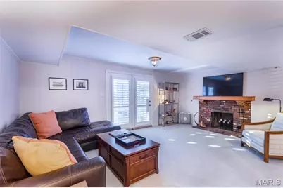 745 Haw Thicket Lane, Saint Louis, MO 63131 - Photo 37
