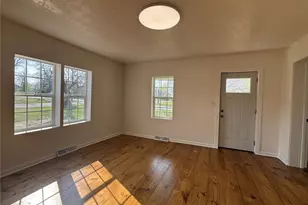 402 N Chestnut St, Richland, MO 65556 - Photo 19