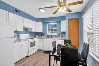 154 Old Buggy Court #A, Saint Charles, MO 63304 - Photo 7