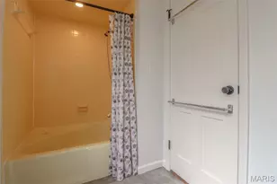 10 Kings Pond Rd, Glendale, MO 63122 - Photo 33