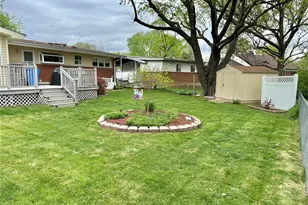 1330 Spring Valley Dr, Florissant, MO 63033 - Photo 5