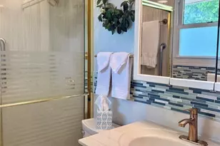 1330 Spring Valley Dr, Florissant, MO 63033 - Photo 17