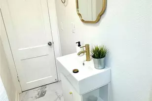 5345 Quincy, Saint Louis, MO 63109 - Photo 13