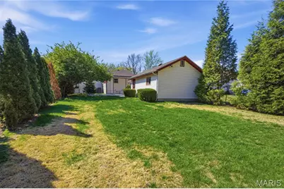 2206 Wengler Avenue, Overland, MO 63114 - Photo 5