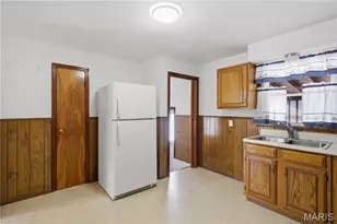 2206 Wengler Ave, Overland, MO 63114 - Photo 17