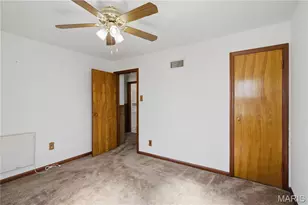 2206 Wengler Ave, Overland, MO 63114 - Photo 11