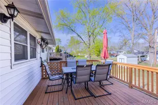 2402 Wesglen Estates Dr, Maryland Heights, MO 63043 - Photo 13